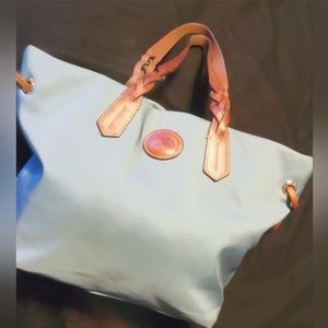 Dooney & Bourke